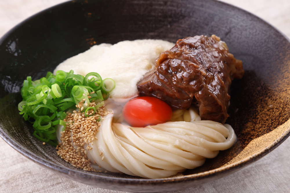 めん処つるはんの出汁とうどん